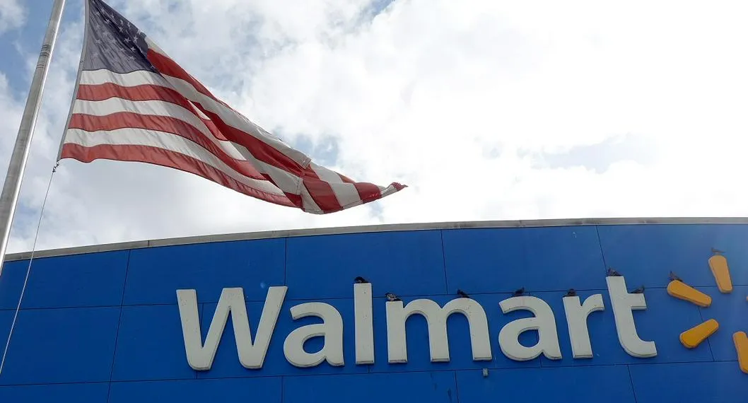 Tienda de Walmart en Miami, Florida, a propósito de despidos masivos de trabajadores.