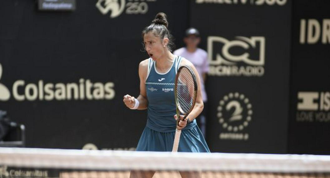 Foto de Sara Sorribes, quien clasificó a los cuartos del final de la Copa Colsanitas de tenis en Bogotá.