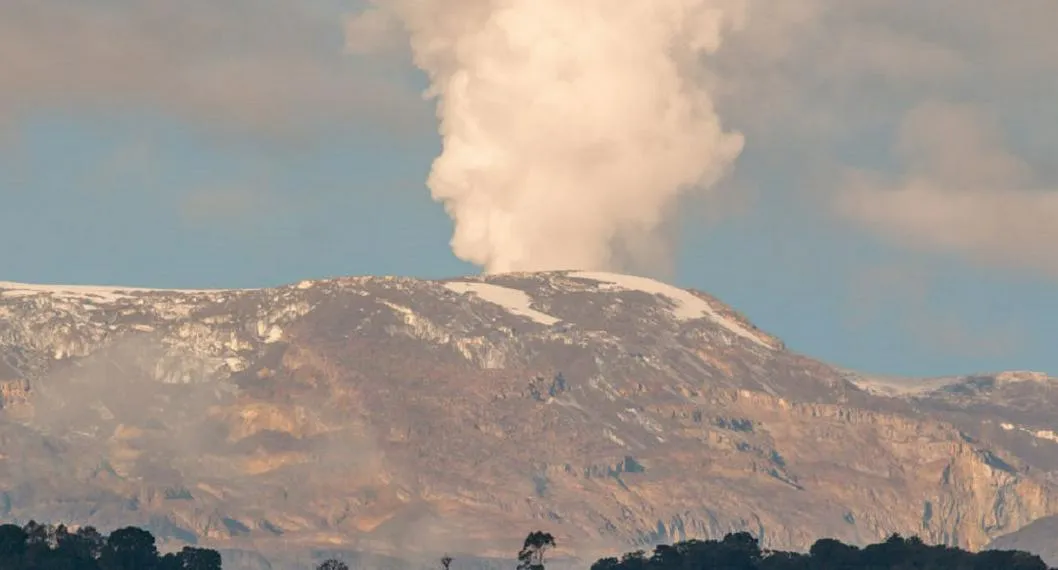 Volcán Nevado del Ruiz marchitó la economía de Tolima: comerciantes preocupados