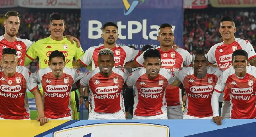 Equipo de Independiente Santa Fe. Este domingo recibió 3 goles de Alianza Petrolera en 30 minutos.