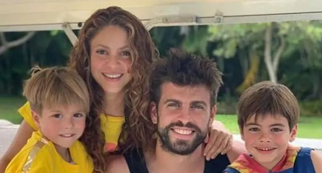 Foto de Shakira, Piqué y sus dos hijos Sasha y Milán