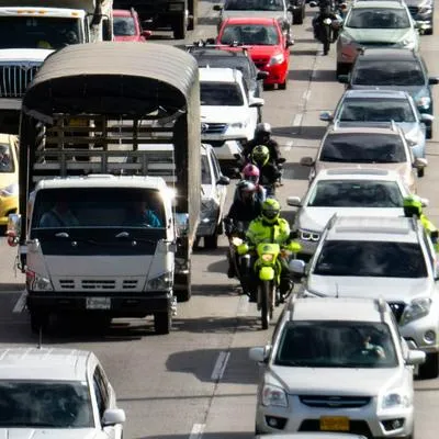 El Ministerio de Transporte anunció que se vendrán medidas en contra de los conductores que participen en bloqueos; entre ellas, extinción de dominio.