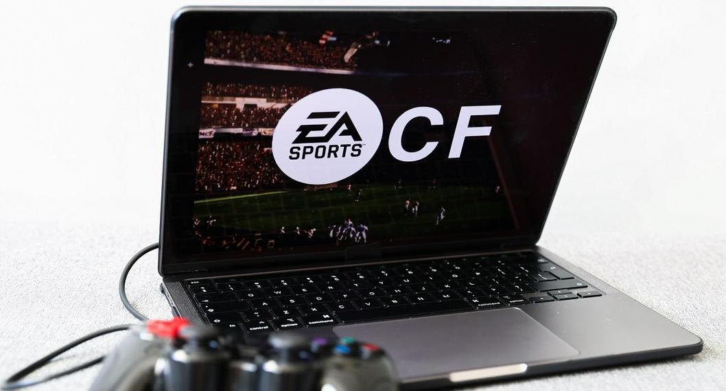 Computador con el logo de EA Sports, empresa que anunció el fin de la franquicia de Fifa para dar paso a EA Sports FC