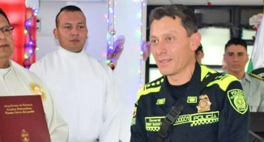 Sacaron al general Henry Sanabria de la Policía Nacional por decisión del presidente Gustavo Petro, que posiblemente le cobró sus prácticas religiosas. 