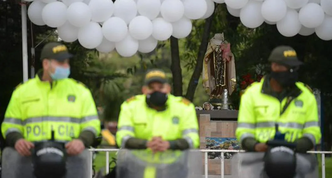 Piden suspensión de policías que podrían estar implicados en la muerte de dos jóvenes