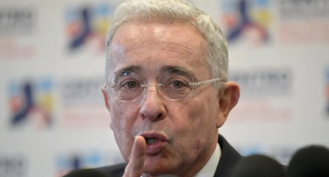 El Centro Democrático recordó las retractaciones que han hecho varios políticos y personalidades contra el expresidente Álvaro Uribe