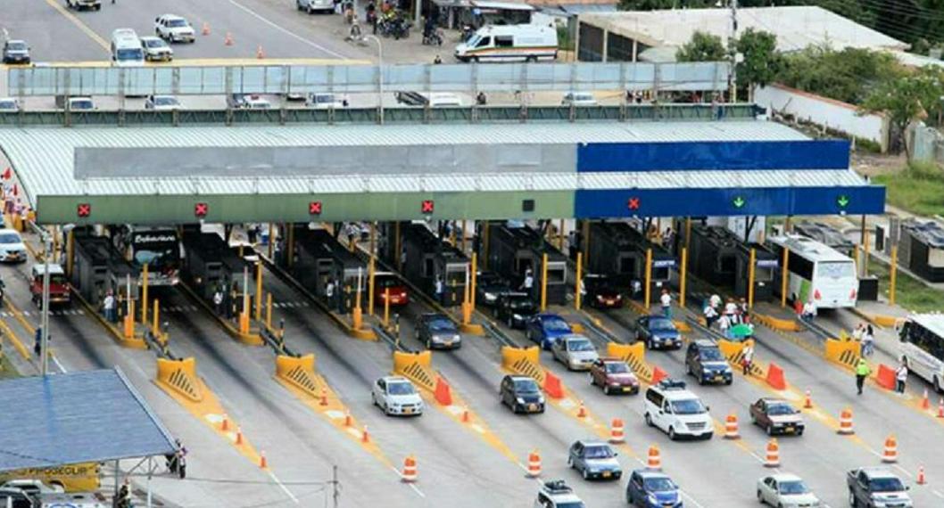 Gobierno reviviría cobro a algunos conductores en principales vías de Colombia