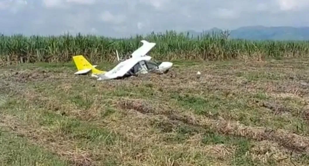 Avioneta se estrelló contra un cadañuzal de Cartago, Valle del Cauca y el piloto resultó herido. La aeronave estaba haciendo labores de fumigación. 