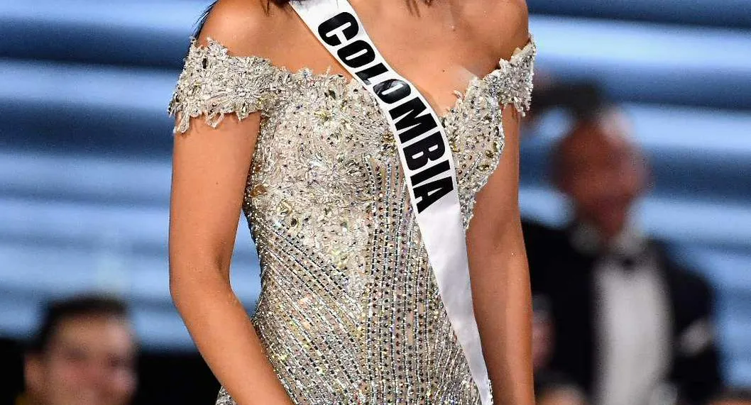 Foto de banda de reina colombiana, en nota de expresentadora del Desafío es favorita para ser Miss Colombia; brilló en Caracol.