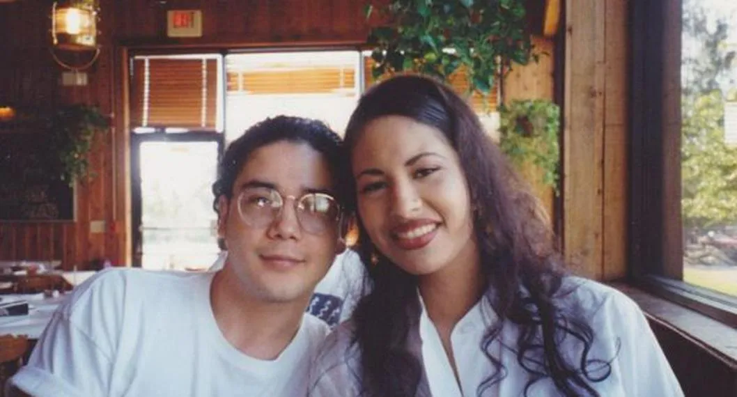 Foto de Selena Quintanilla y Chris Pérez.