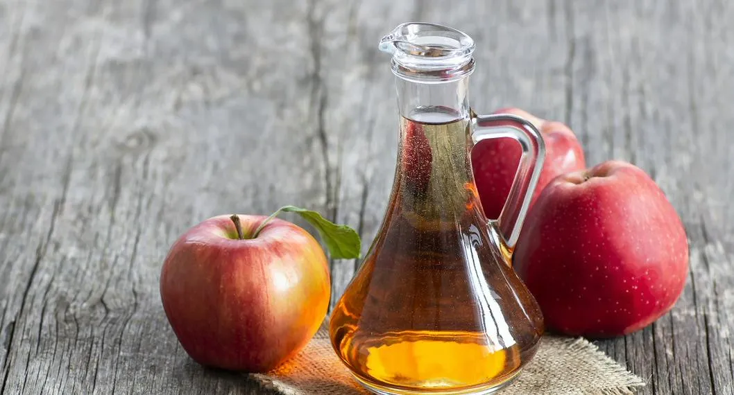 Vinagre de manzana en nota sobre cómo se debería consumir para beneficio de la salud