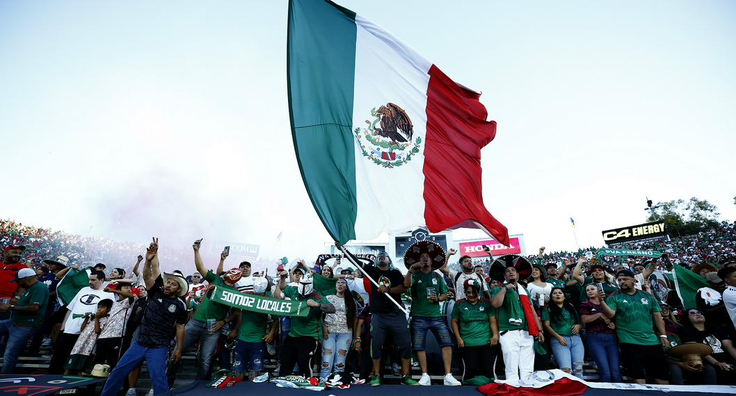 México podría durar dos años sin jugar en Estados Unidos si sus hinchas incurren a gritos ofensivos contra el equipo rival.