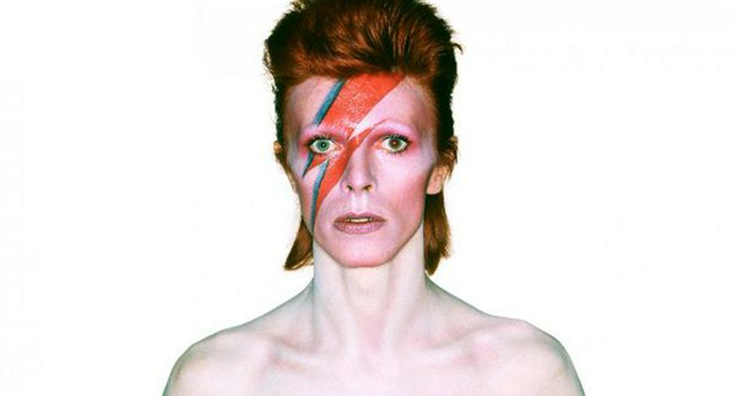 Foto de David Bowie para ilustrar artículo sobre que HBO Max estrenará ‘Moonage Daydream’, documental sobre David Bowie.