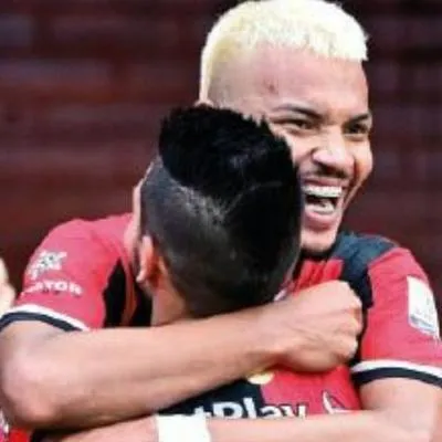Fotógrafo en Cúcuta empujó a colega por foto que salió en diario La Opinión.