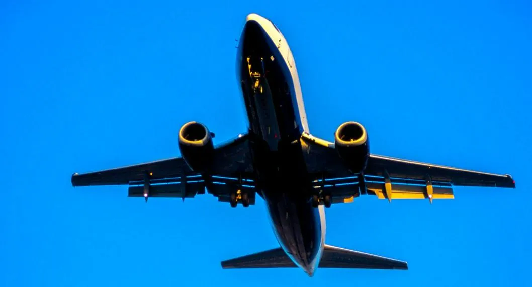 Foto de avión a propósito de nueva ley de transporte aéreo en Canadá