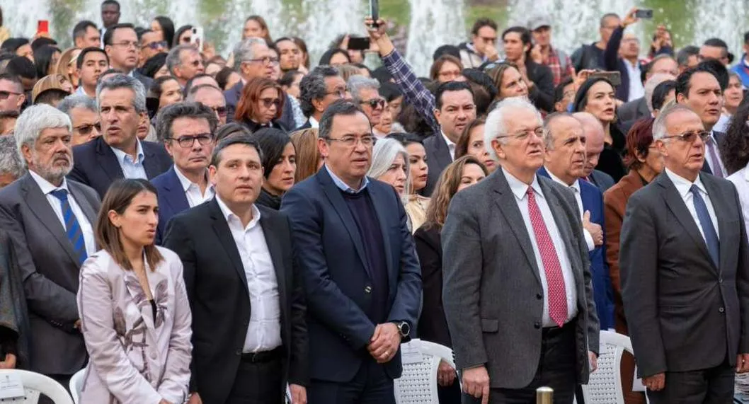 Foto del gabinete de ministros del Gobierno Petro, para ilustrar artículo sobre qué ministros renunciarán. 