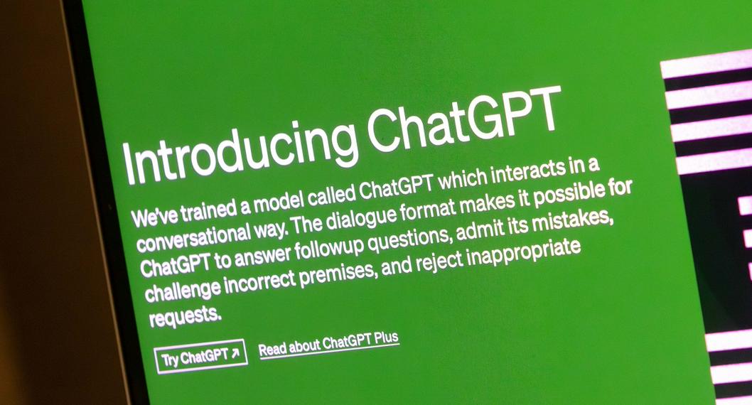 ChatGPT tiene más empatía que médicos: estudio en EE.UU. lo revela