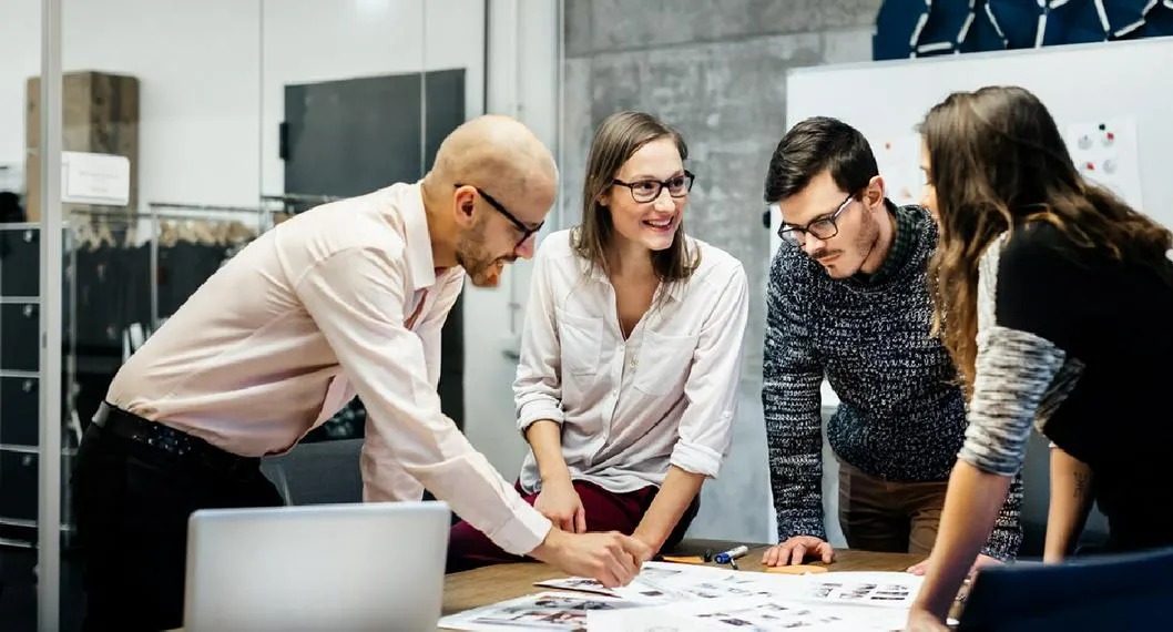 Gi Group ofrece vacantes para profesionales y empleados informales.