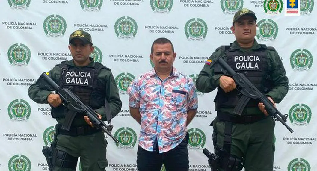 William Buitrago, señalado de ser el responsable del secuestro de policías y civiles en Caquetá, en noviembre de 2022, fue capturado y enviado a prisión.