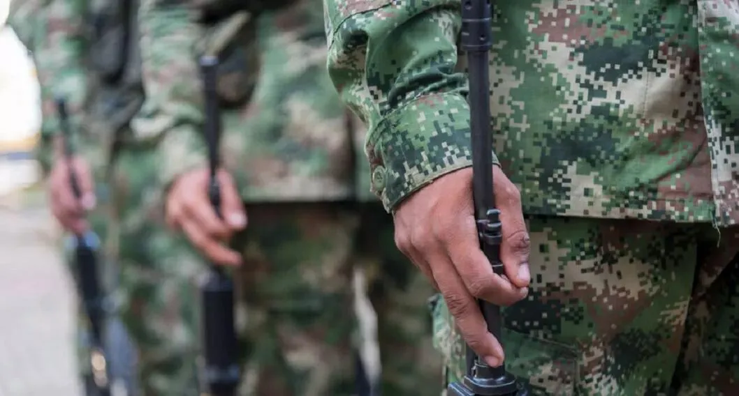 Murió soldado herido en Cantón Norte de Bogotá; agresor huyó