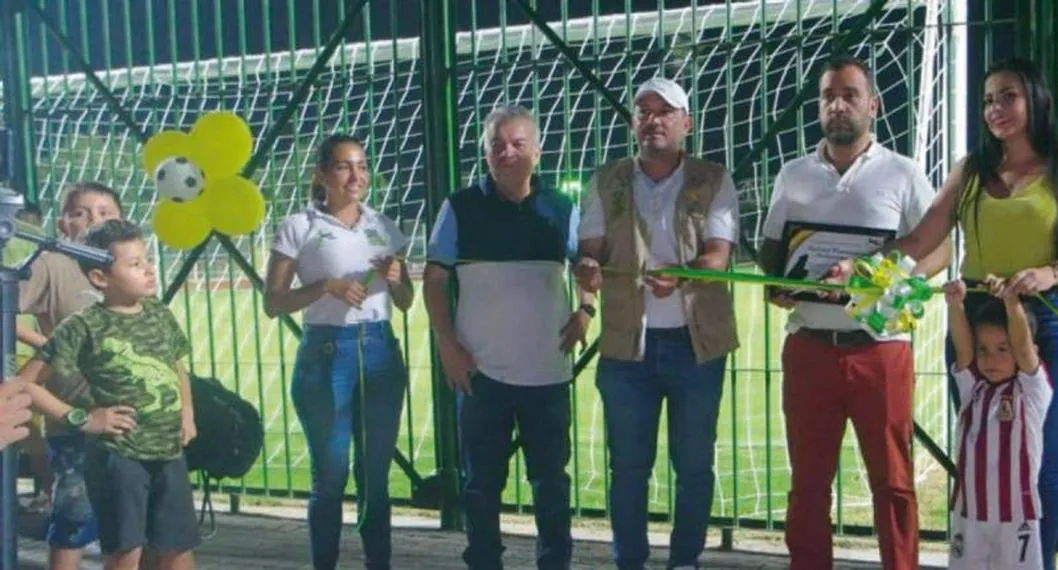 En El Espinal, Tolima, inauguraron el estadio Gabriel Camargo, donde rindieron homenaje al exdirigente del Deportes Tolima.