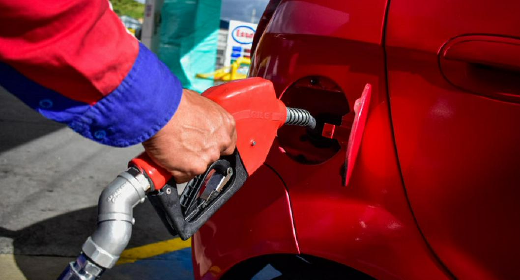 Ministro de Hacienda, Ricardo Bonilla, le dijo no a propuesta de Irene Vélez, ministra de Minas, sobre ajustar tarifas de precios de la gasolina en el país