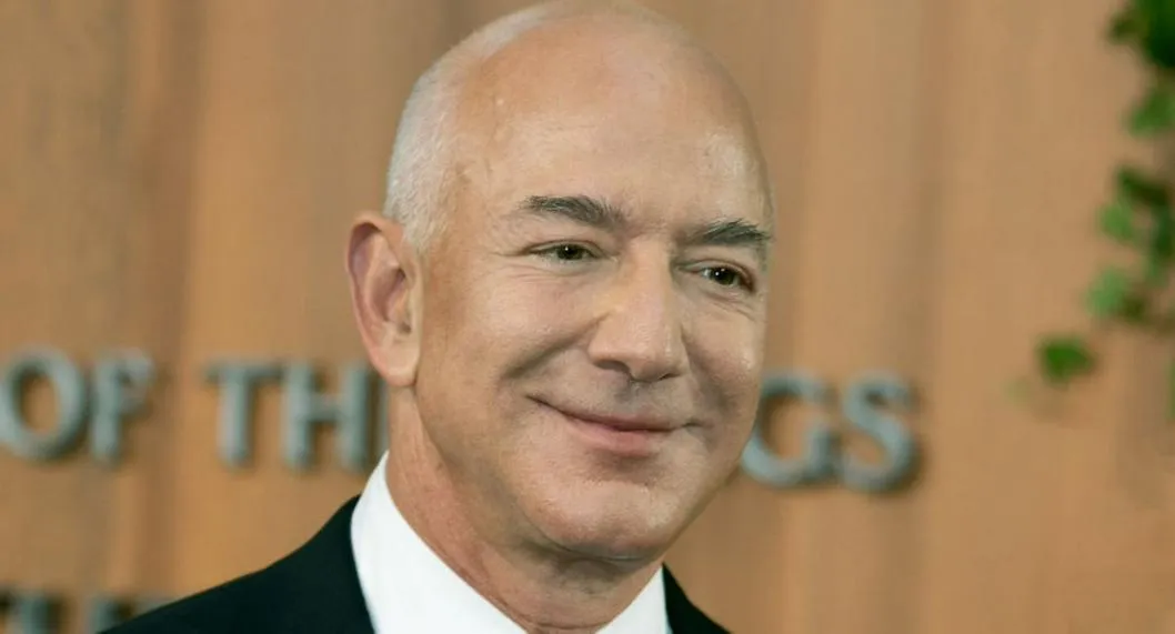 Jeff Bezos, el tercer hombre más rico según Forbes, tuvo su primer trabajo en McDonald's
