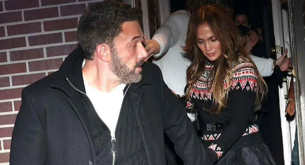 Foto de Ben Affleck y Jennifer Lopez, en nota de la estadounidense tuvo con su pareja momento incómodo por gesto grabado en video