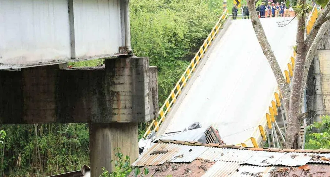 Qué pasará con puente sobre río La Vieja, que se cayó hace un mes