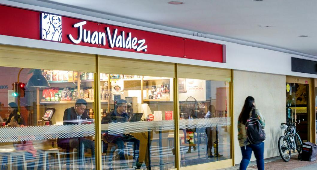 Juan Valdez ofrece empleo en Bogotá, Medellín y Barranquilla para profesionales con experiencia en alimentos. Estos son los salarios y así puede aplicar.