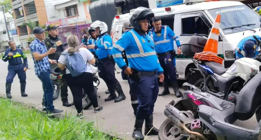 Motociclista en Ibagué atacó a agente de tránsito en retén y lo mandó a hospital