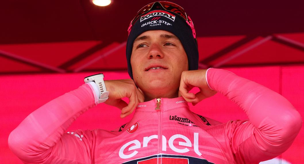 Remco Evenepoel, favorito para ganar el Giro de Italia 2023, se unió a Rigoberto Urán y abandonó la carrera por COVID-19, después de ganar la contrarreloj.