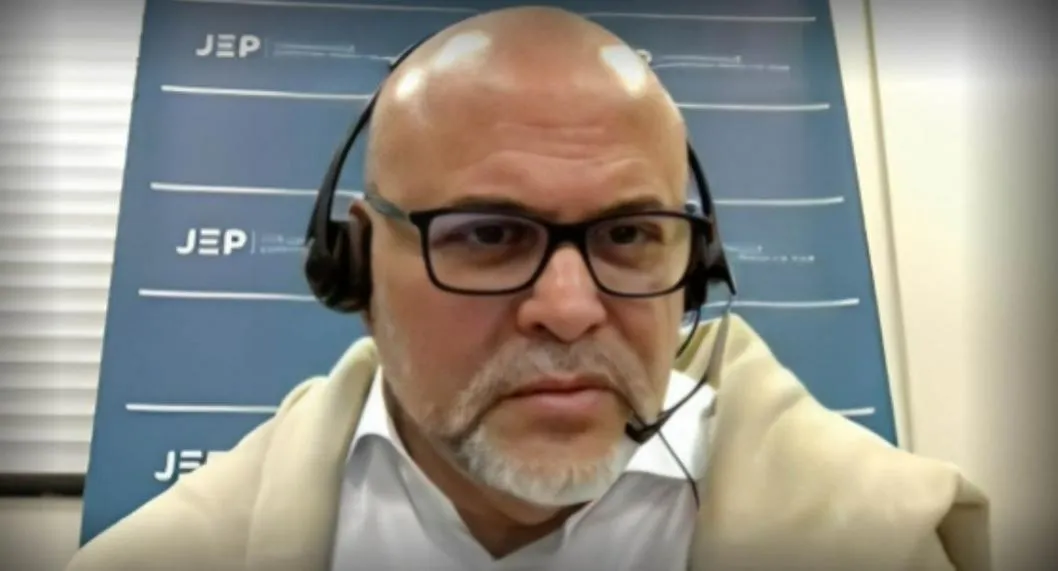 Salvatore Mancuso dijo en audiencia con la JEP que las campañas de Álvaro Uribe y Andrés Pastrana recibieron apoyo de los paramilitares.