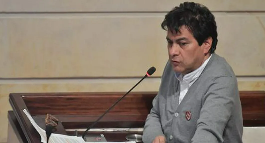 Danilo Rueda respondió ante la Cámara de Representantes los cuestionamientos por la política de "paz total" y los diálogos con grupos armados.
