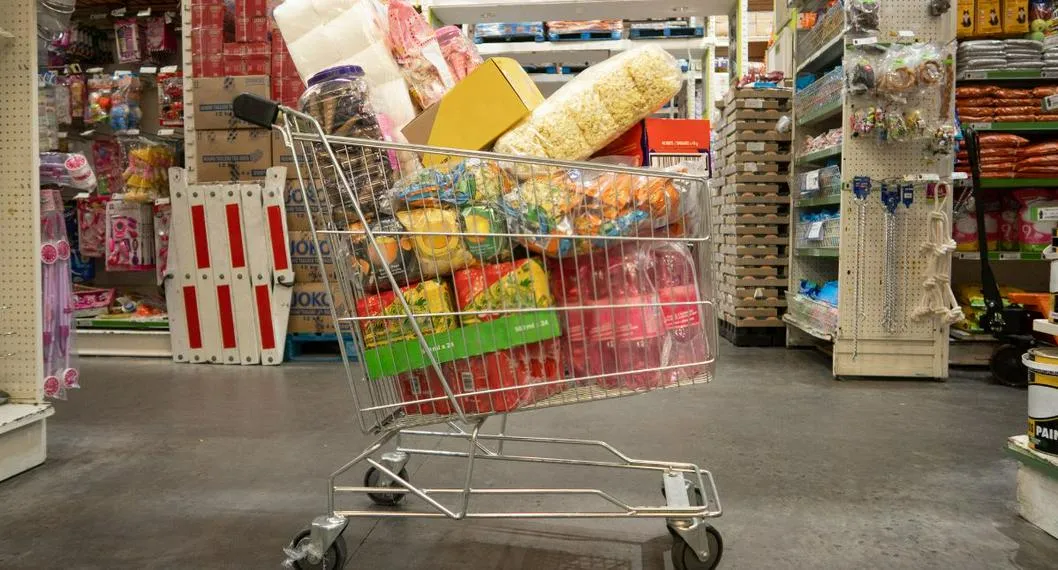 Grandes supermercados como Ara, Olímpica, Éxito y Colsubsidio anunciaron la reducción de precios en cientos de productos y pueden generar un problema.