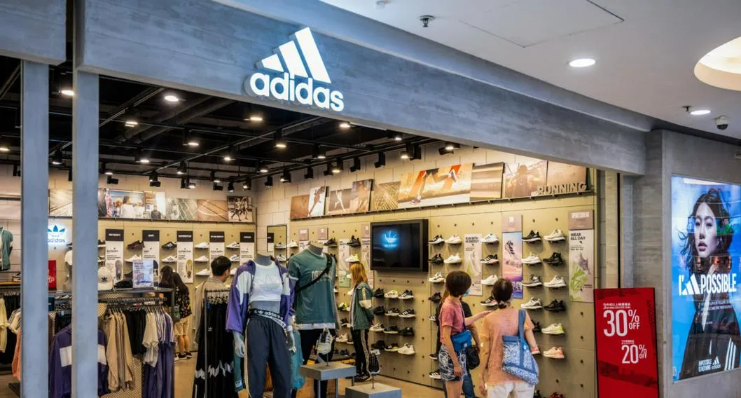 Adidas: outlet en Américas tiene descuentos de en tenis de $ 1'500.000