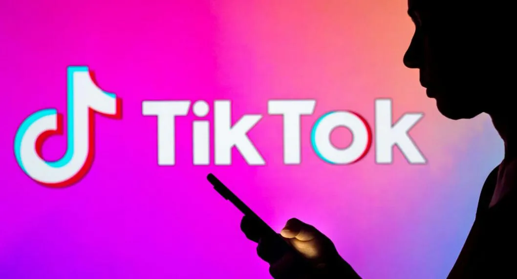 Foto de TikTok, a propósito de vacante de observador de TikTok 