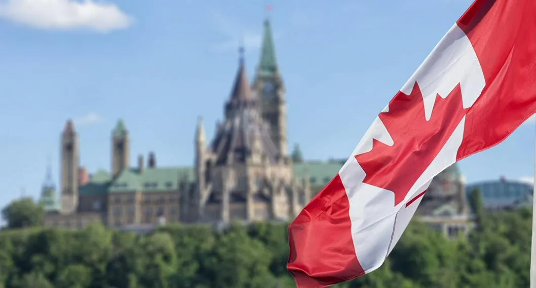 Canadá lanzó nuevas ofertas laborales para colombianos y busca desde bachilleres. Conozca las vacantes disponibles, sueldos y requisitos.