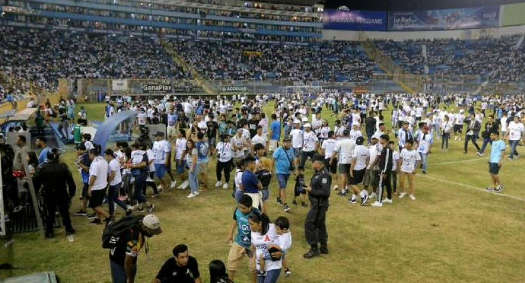 La Federación Salvadoreña de Fútbol (Fesfut) y los clubes decidieron finalizar el torneo clausura que estaba en cuartos de final, tras estampida mortal.
