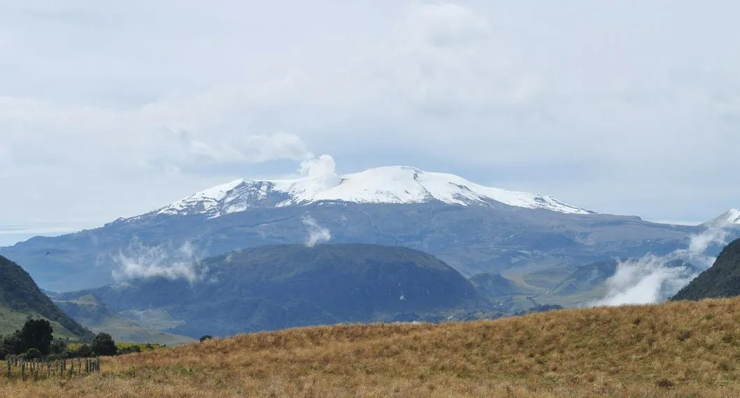 Estado del volcán Nevado del Ruiz. Aumentó la sismicidad.