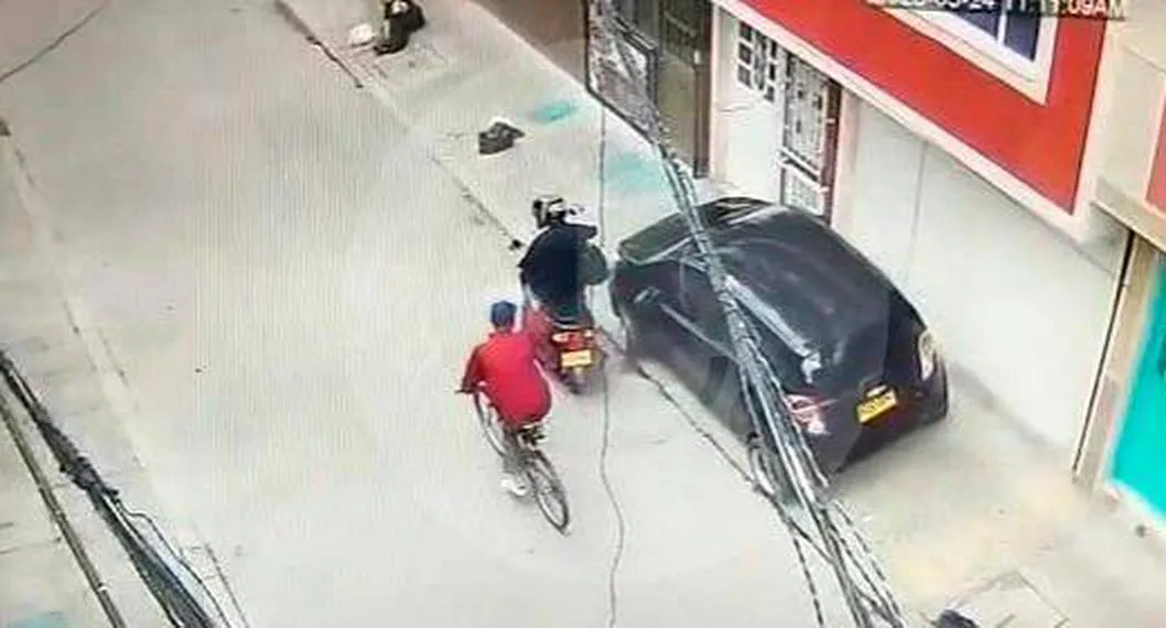 Motociclista fue baleado por sicario que se movilizaba en bicicleta en Bogotá