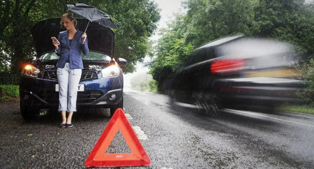 Persona con el carro en la lluvia a propósito de las consecuencias negativas de la lluvia en los vehículos.