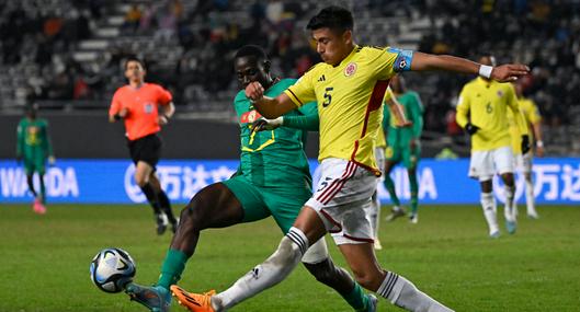 Kevin Mantilla se disculpó por su error con la Selección Colombia Sub-20 contra Senegal. El defensor erró un pase y así llegó el gol de los africanos. 