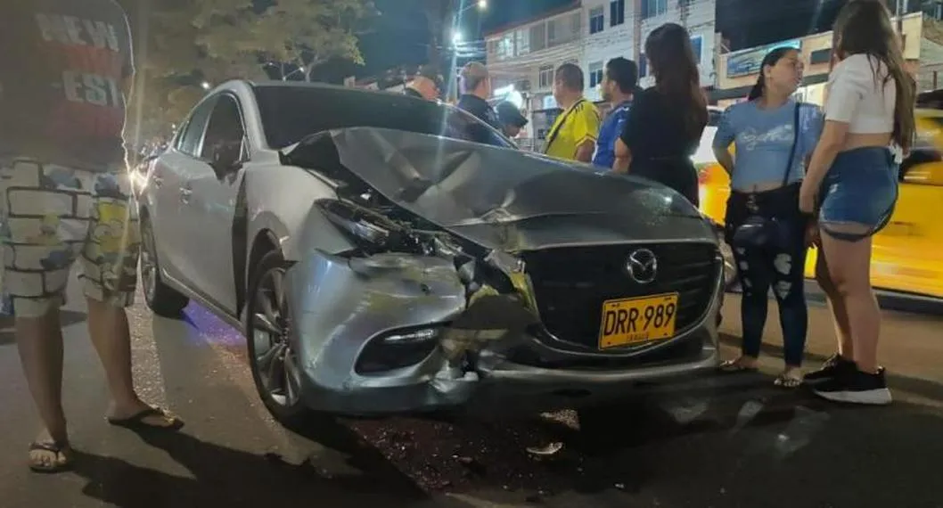 Accidente en la avenida Ambalá de Ibagué, donde cuatro carros chocaron por culpa de un borracho
