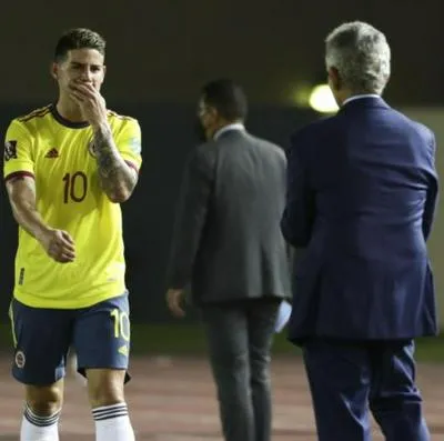 Reinaldo Rueda le respondió a James Rodríguez, que dijo no tener ningún problema con él en la Selección. El entrenador se mostró sorprendido. 
