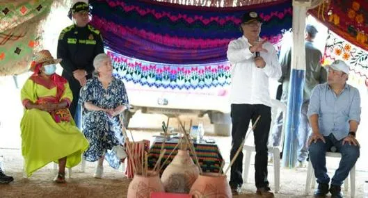 Gustavo Petro culpó de la desnutrición y falta de agua de niños en La Guajira a las EPS. "Yo quiero cambiar ese sistema de salud ineficaz", dijo.