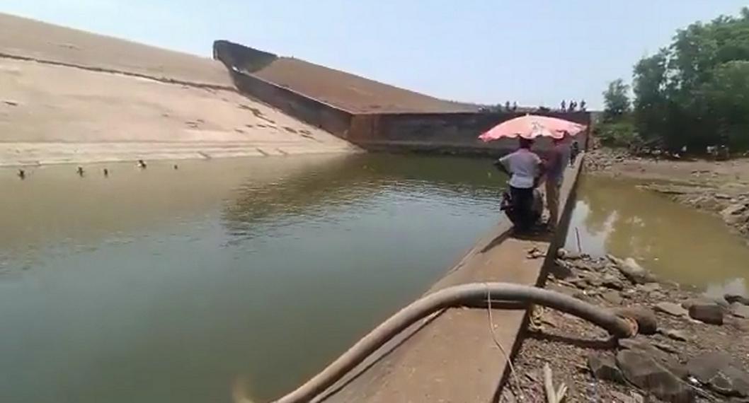 Funcionario en India mandó vaciar represa de agua para buscar su teléfono perdido.