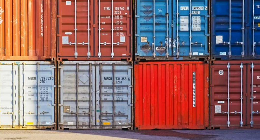 Containers donde se transporta mercancía vía marítima que se exporta e importa de país a país. Así afectaría a Colombia la recesión de Estados Unidos