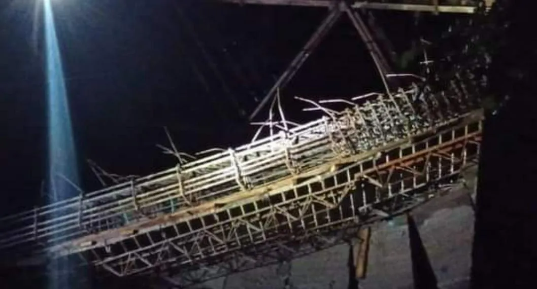 Colapsó puente que estaba en obra en Timaná, Huila. Hay seis trabajadores heridos y uno de ellos resultó con una fractura en su cuerpo.  