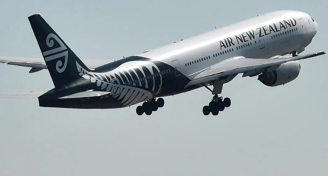 En Nueva Zelanda, la aerolínea Air New Zealand sorprendió con un anunció a sus pasajeros, que ahora deberán pesarse antes de abordar el avión.